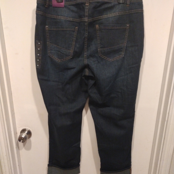 NWT Lane Bryant Dark Wash Cuffed Straight Leg jeans  Sz 18-Casual Work Wear - Picture 7 of 9
